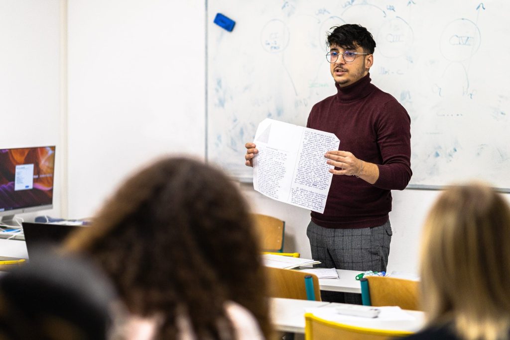 Réussissez votre PASS ou LAS avec les cours de prépa santé à Clermont-Ferrand de Prépa Santé B. Polycopiés actualisés, fiches et QCM types examens.